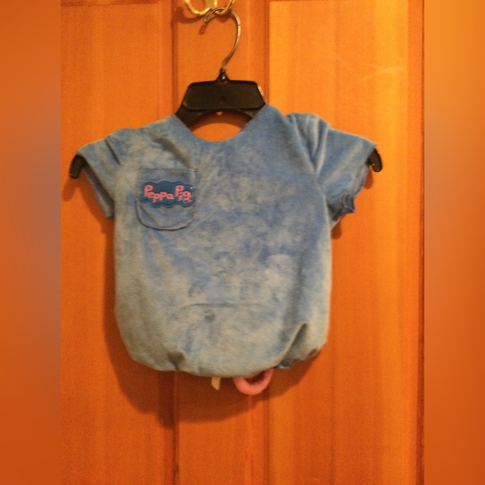 George pig costume - Picture 2 of 4